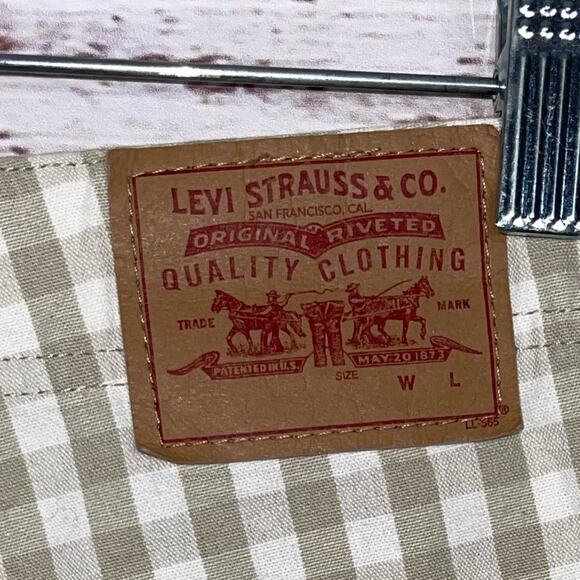 Levi’s Vintage Beige Gingham Shorts 100% Cotton Size 12 MIS - Picture 3 of 4